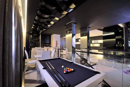 Interior luxury design of lounge area at Villa, Palm Jumeirah, Dubai, UAE designed and implemented by interior designing company dubai